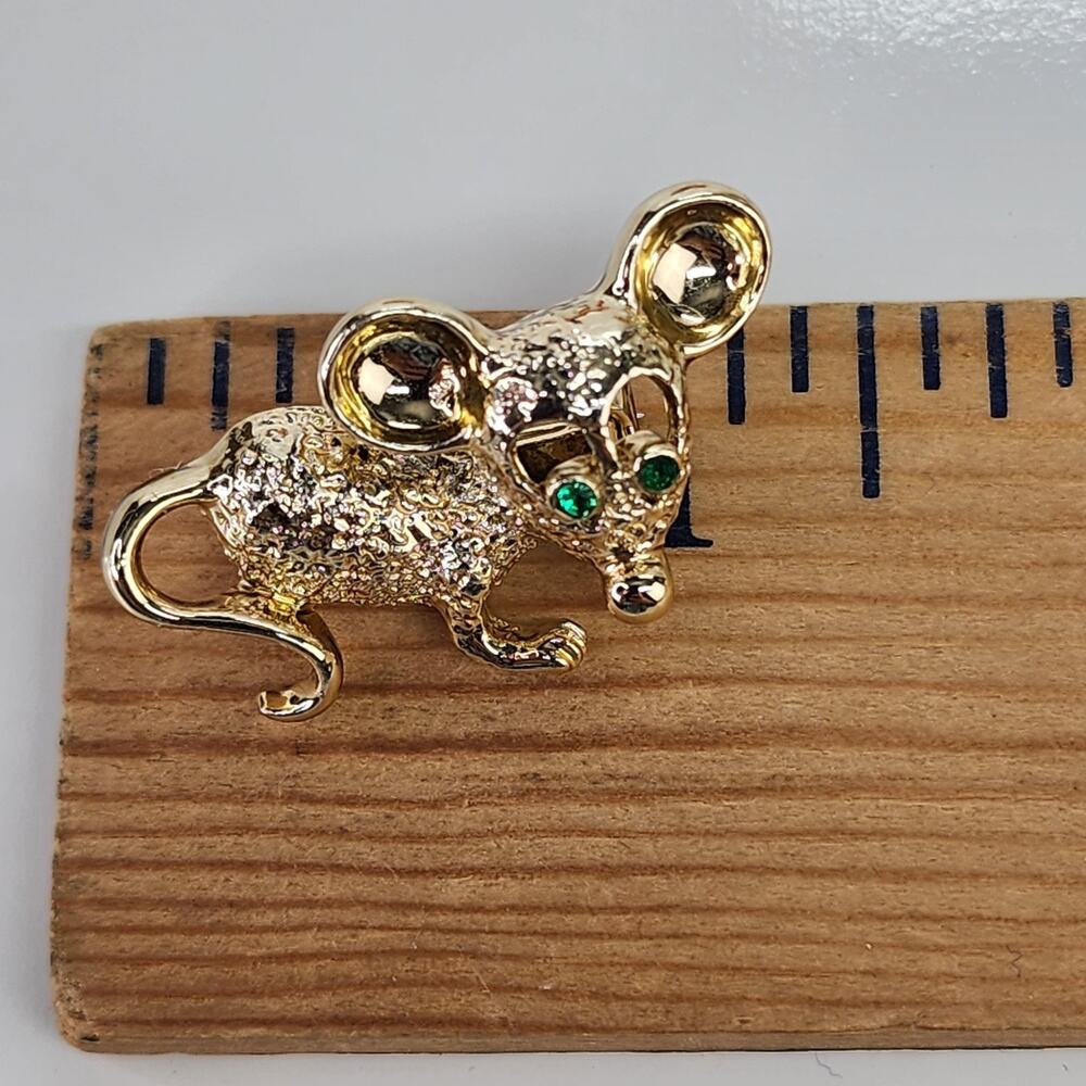 Vintage Gerry’s Mouse Brooch Pin 1.5” Gold Tone Green Eyes Rhinestones Signed - Picture 7 of 7